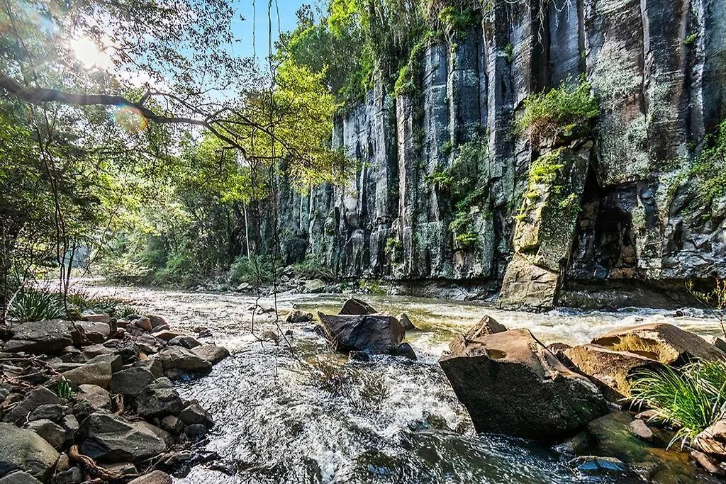 Maleny Chateau 5 Bed , Pool, Country Experience, Creek, Gym Balmoral Ridge