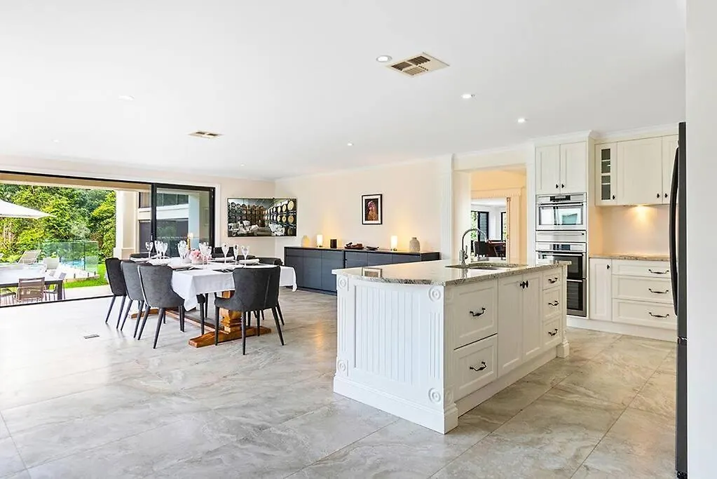 度假居 Maleny Chateau 5 Bed , Pool, Country Experience, Creek, Gym Balmoral Ridge