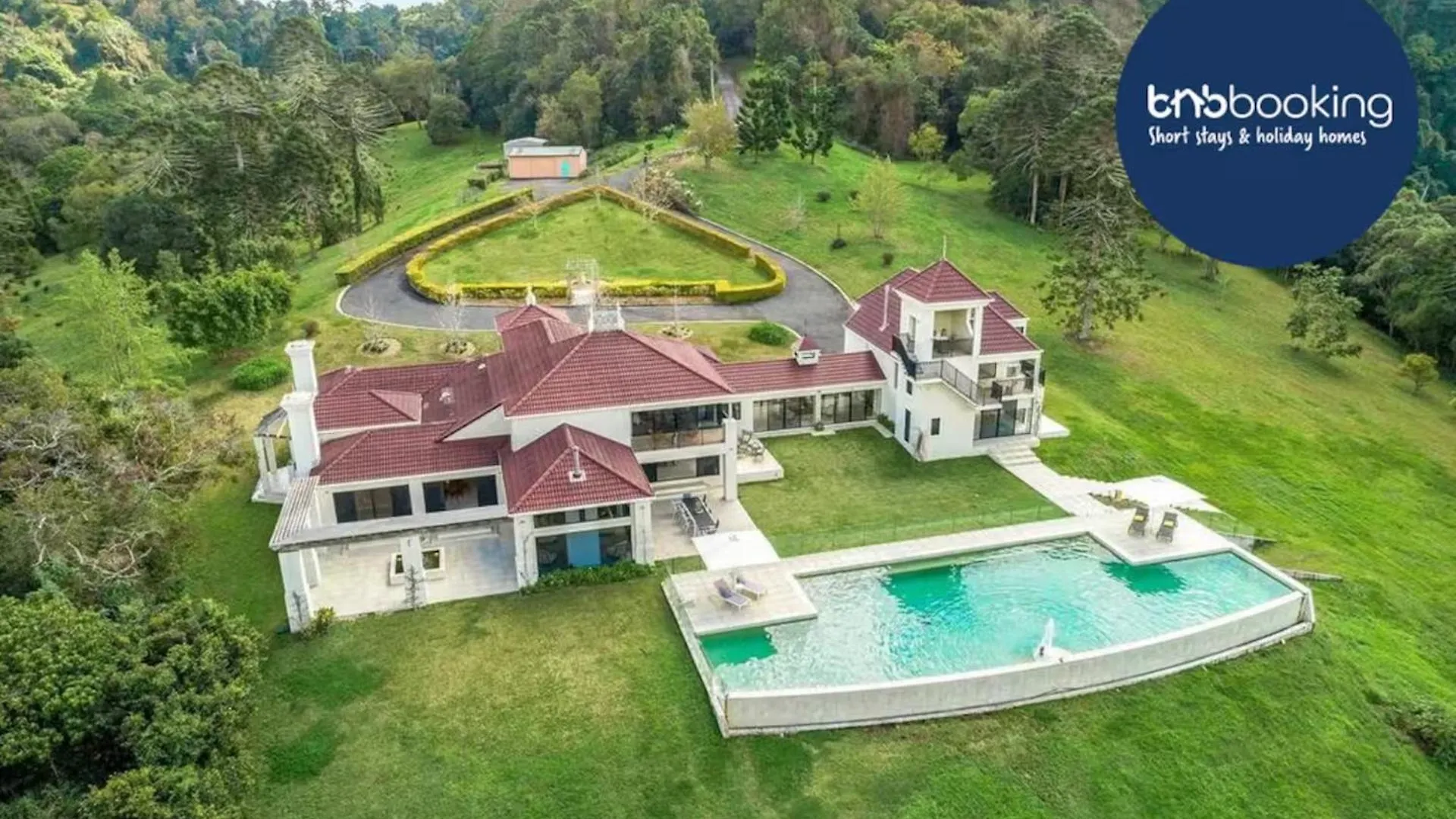 Maleny Chateau Pool Country Experience, Creek, Gym Balmoral Ridge