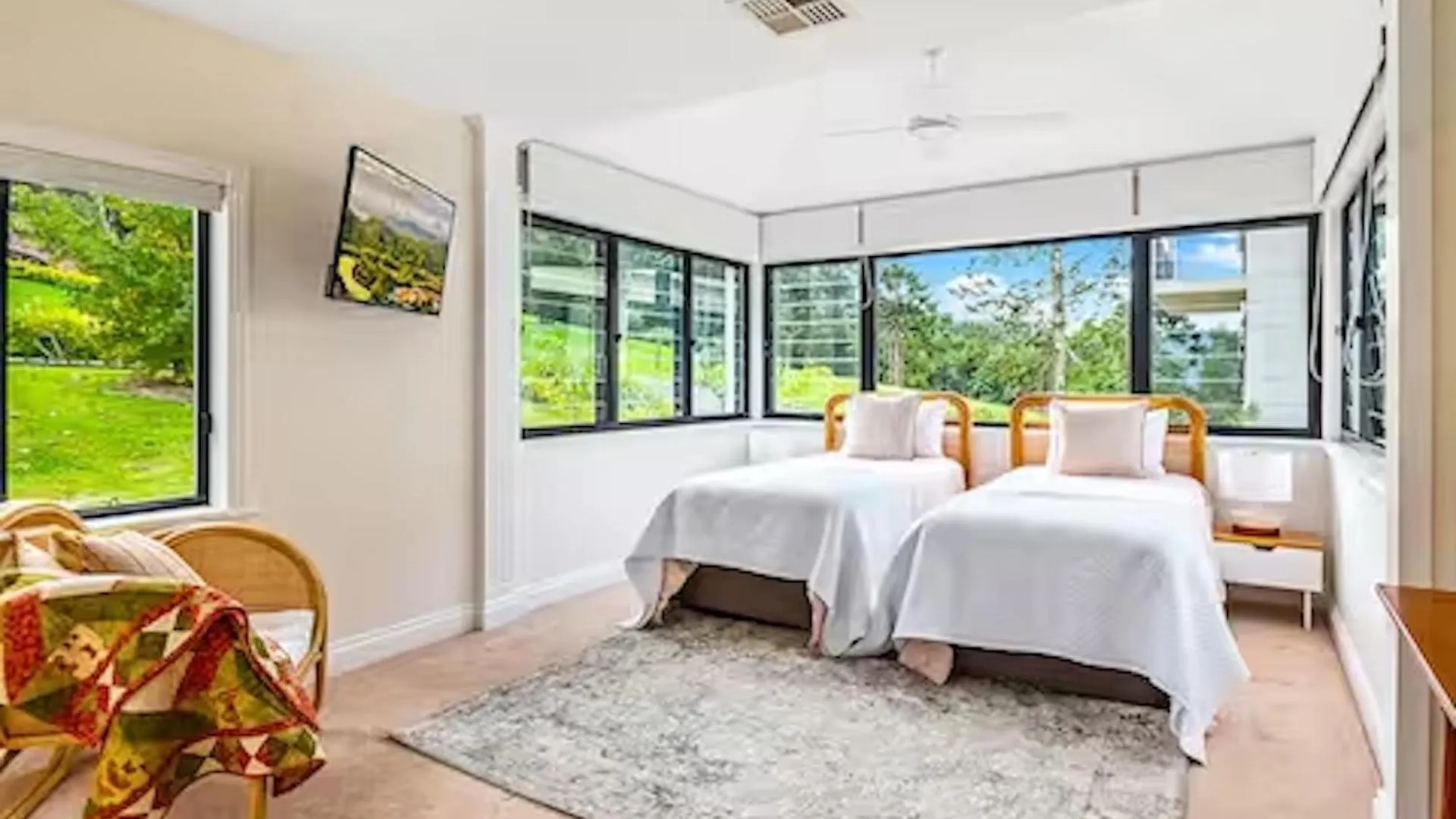Maleny Chateau Pool Country Experience, Creek, Gym Balmoral Ridge 0*,  Avustralya