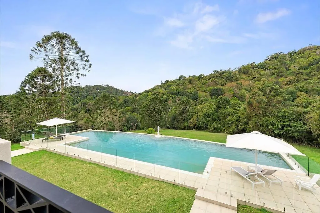 Maleny Chateau 5 Bed , Pool, Country Experience, Creek, Gym Balmoral Ridge Holiday home